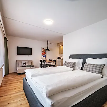 Апартаменты Paradies 212 *